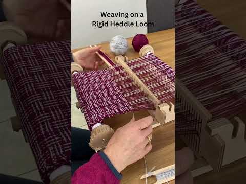 Rigid heddle loom weaving kit. #hobby #weaving #handmade #knitting #loomknitting #crochet
