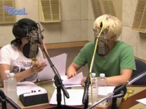 120713 SISTAR @ Kiss The Radio (Sukira) (2/3)