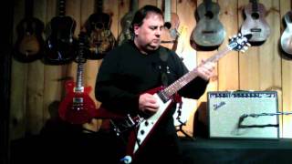 Video thumbnail for Garrett Park Guitars - 1994 Gibson Lonnie Mack Signature Flying V by garrettparkguitars