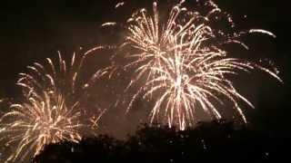 preview picture of video 'Feu d'artifice 2013 de Castres'