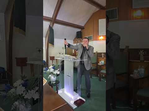 La Noche Esta Avanzada || Pastor Omar Lugo