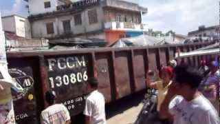 preview picture of video 'Despues de 7 años Llega el tren a Huixtla'