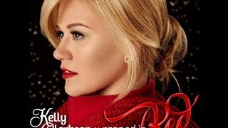 Kelly Clarkson - Wrapped In Red Lyric Video