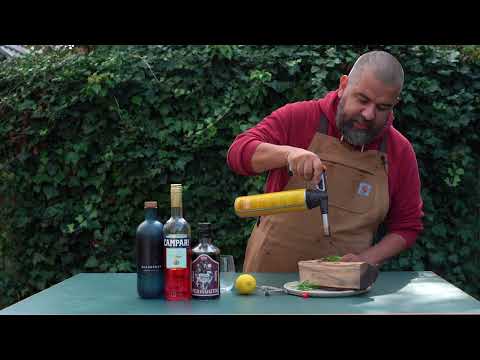 Letrøget Negroni cocktail. Fredagsbaren #4