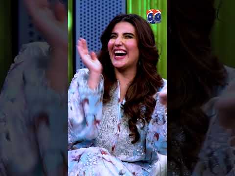 Child fan ki zabardasti invitation!😂 - #hareemfarooq #tabishhashmi #hasnamanahai #shorts