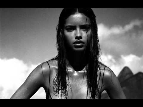 download lagu mp3 mp4 Mercy Mercy Me Remix, download lagu Mercy Mercy Me Remix gratis, unduh video klip Mercy Mercy Me Remix
