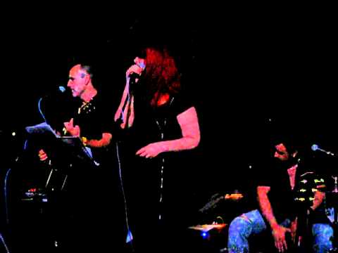 Gnarls Barkley - Crazy ( Fely, Horea & Florin Cover LIVE )