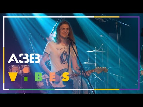 Bored Nothing - Shit for brains // Live 2014 // A38 Vibes