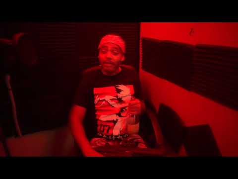 Lee Moe - Wrong Day (Official Music Video)