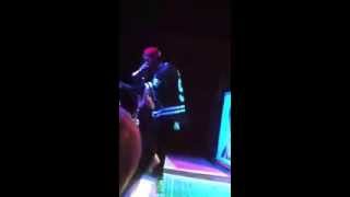 Tmills - Somebody to Miss you (Live)