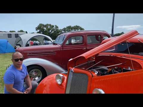 Classic and vintage cars at Kumeu Car Festival 2020! Auckland, New Zealand