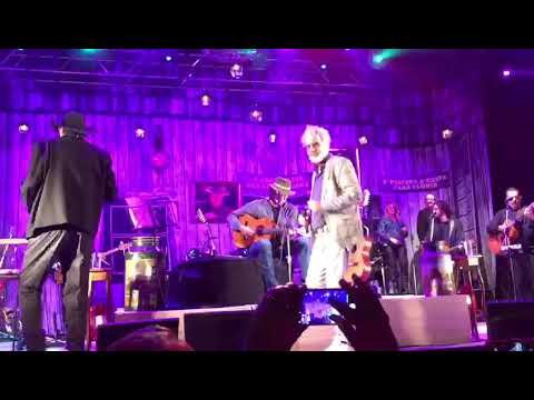 Show Tocando em Frente