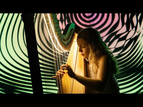 Lea Maria Löffler - STRINGS IN MOTION