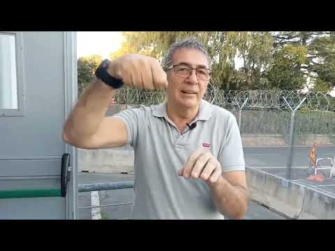 "IL CARABINIERE E LA MACCHINA CHIUSA"😂😂😂😂