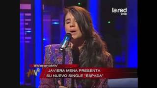 Javiera Mena presenta su nueva canción: &quot;Espada&quot;