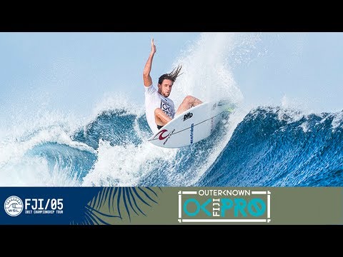 Ian Gouveia vs. Julian Wilson vs. Matt Wilkinson - Round Four, Heat 1 - Outerknown Fiji Pro 2017