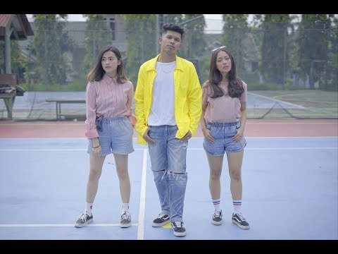 Kardo Arghost - Gummy Breakfast (Official Music Video)