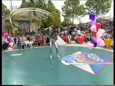 Sandy Kandau - Young Hearts Run Free 1995