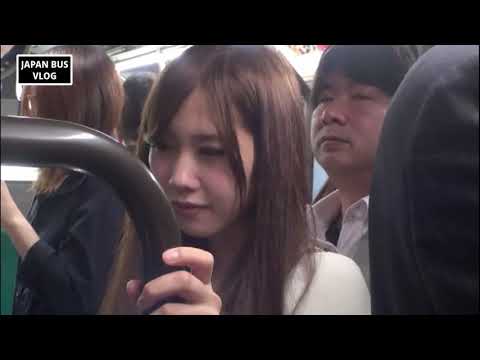 My sister is going to work with her co-worker. (JAPAN BUS VLOG Vida Japonesa) 22