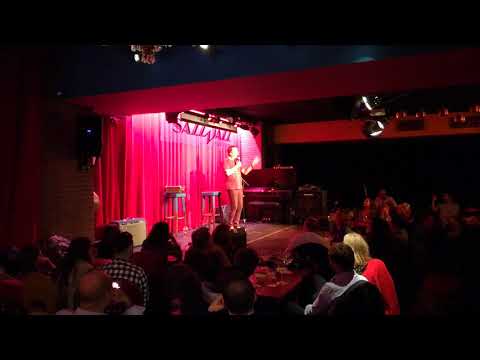 Santi Rodriguez chiste de la magdalena.