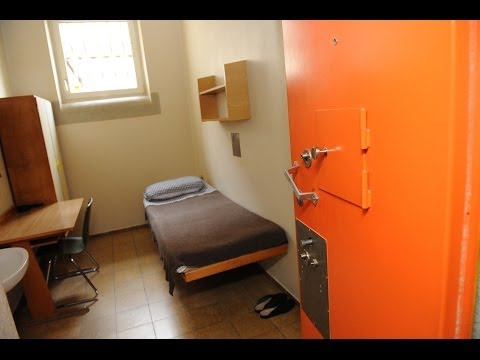 JVA Landsberg: Presse Rundgang durch das Hoeneß-Gefängnis (31.03.2014)