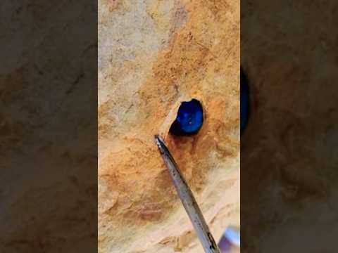 amazing blue agate in lake superior rocks 43 #crystalhunting #youtubeshorts #shortsvideo