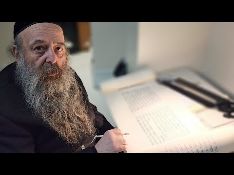 "Beautiful Megilahs, Mezuzas & Tefilin: A Special Interview with Rabbi Rosenfeld, Sofer from Israel"