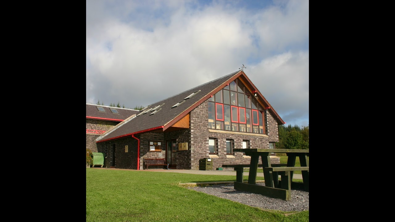 Live webcam view of Cámara de Caja Nido en Llyn Brenig