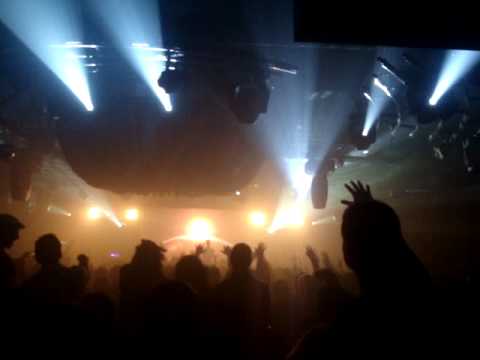Kyau & Albert & Marc Marberg - Megashira (Ronski Speed Remix) (Above & Beyond @ Fluxx SD 1/19/12)