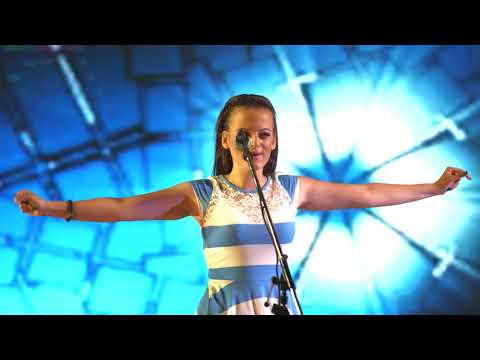 Angela Strezoska - Prva Ljubov (Leshochki Folk Fest 2017)