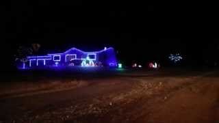 Gloria! Hark the Herald Angles Sing! (Ackermann Family Lights 2013)