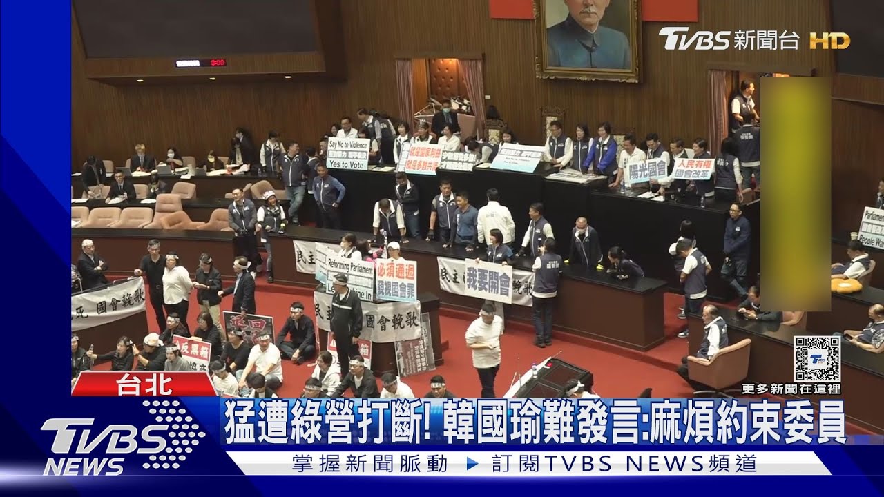 架「繩索座椅」封通道!藍備護具 綠綁白頭巾