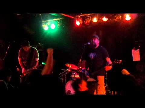 Massgrav - Korståg mot långsam käng & Varför ska vi lyda? Truckstop Alaska, 24 mars 2012