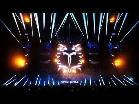 Markus Schulz plays 'Duderstadt - Muhanjala (Davey Asprey Remix)' (Live at Transmission Prague 2018)
