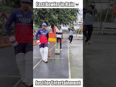 Fast bowlers in Rainy season💀 #trending #cricket