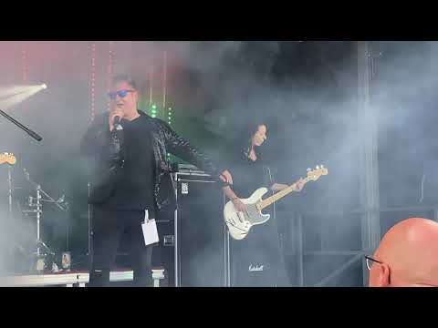 Appolo Circus Live , Start of the Gig