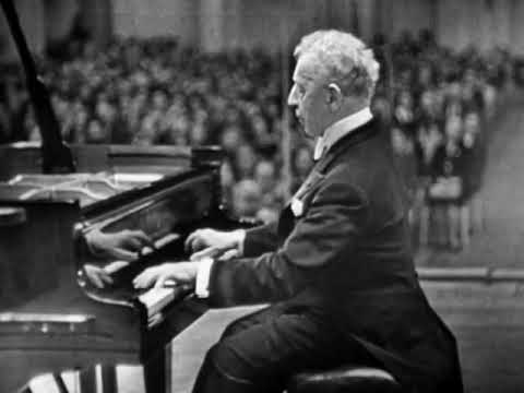 Rubinstein plays Chopin: Nocturne op. 27 no. 2 (live, correct pitch, HQ)