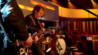 Robert Plant &amp; Alison Krauss - Gone Gone Gone Done Moved (On Live Jools Holland 2008)