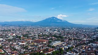 Download lagu MALANG 2022 by Drone - 4K Video w/ Relaxing Music | Rengga Betha mp3 Download lagu MALANG 2022 by Drone - 4K Video w/ Relaxing Music | Rengga Betha mp3