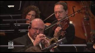 Adrian Belew & Metropole Orkest - E