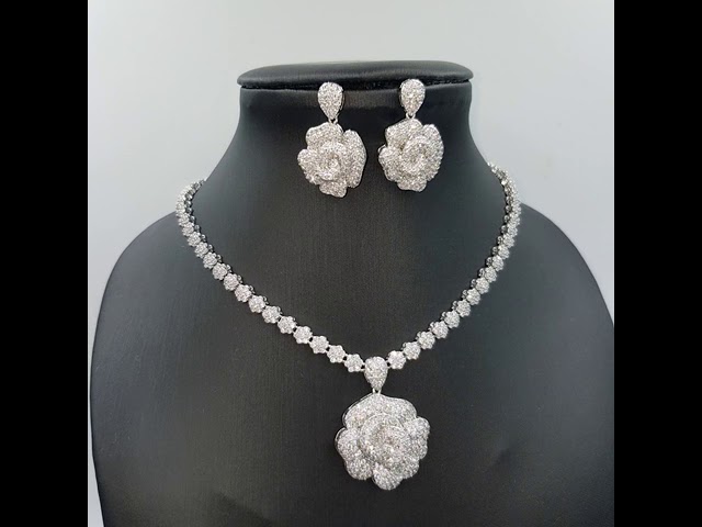 طقم زركون فضي مناسبات فاخر