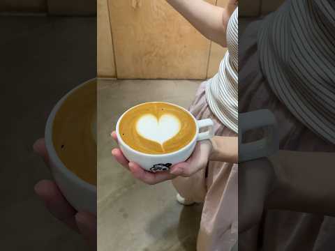 Latte Art level 1 愛心是拉花裡很重要的基本功‼️#拉花教學 #咖啡拉花 #拉花 #coffee #latteart #cafe #라떼아트