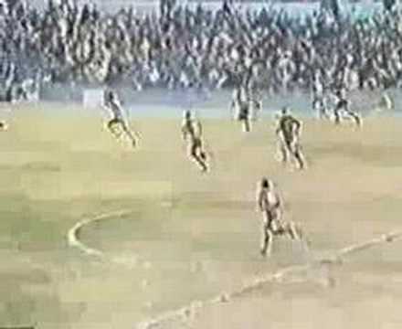 Gol de Dominguez a Independiente (Boca 2-Independiente 2 26-06-83)