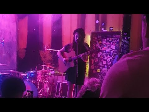 Frau Winzig  Zum Scheuen Reh Cologne Music Week  CMW 2019