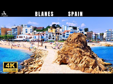 Blanes, Blanes Beach, Costa Brava, Spain // Blanes Walking Tour 4K 🥽