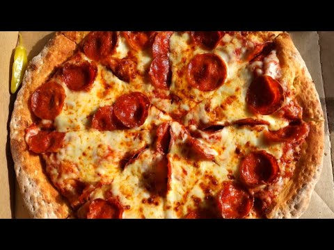 How Papa John's Pizza Is Really Made