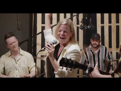 Beauxmont & Friends - Monique Poirier, La danse à St-Dilon