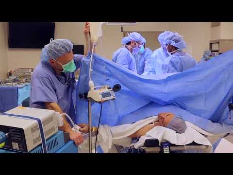 Knee replacement surgery that has you up and walking in just four hours