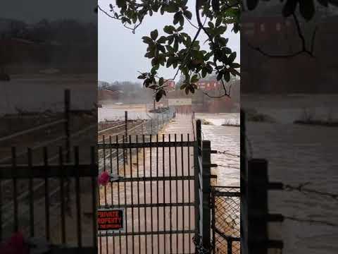 Dock Breaks Loose in River and Knocks Down Historical Bridge - 1101636