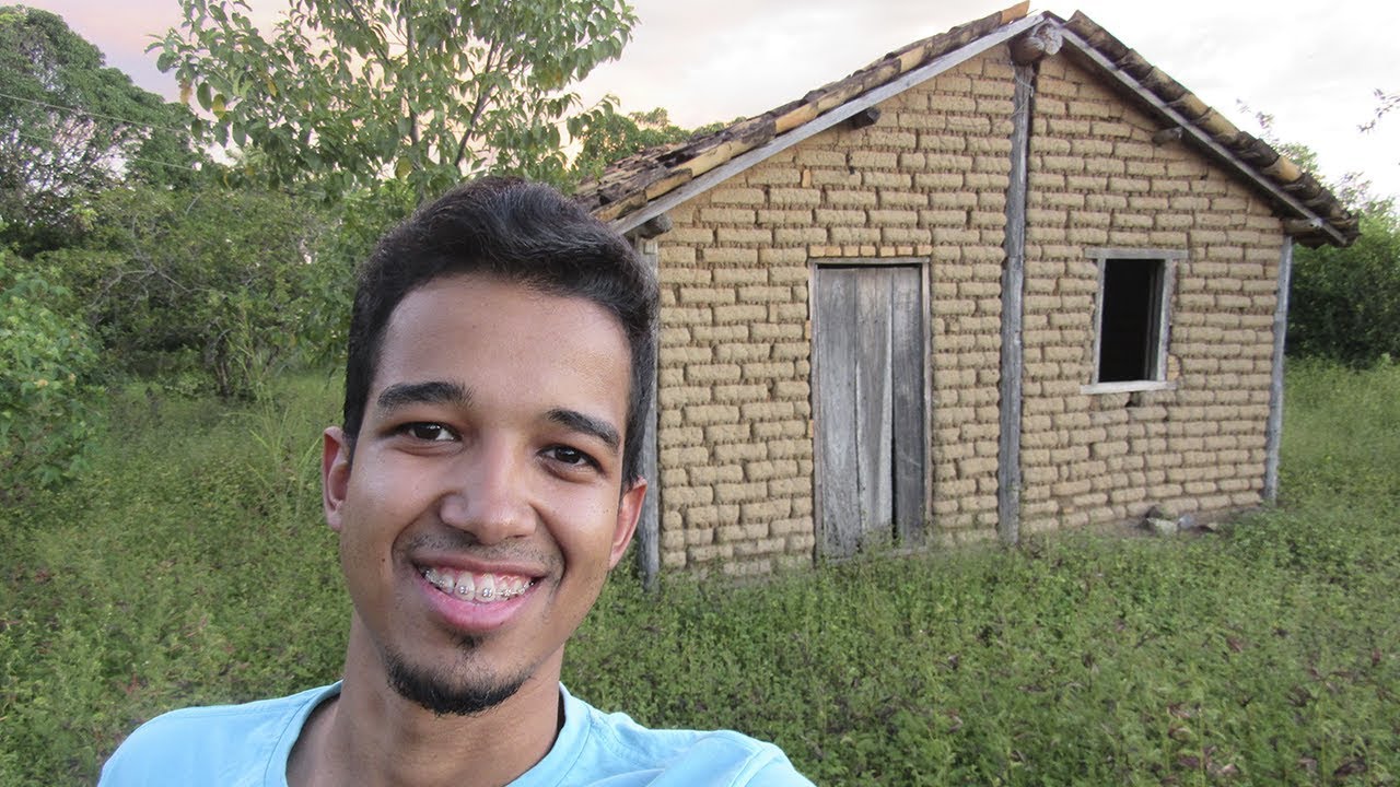 ENTREI NA CASA ABANDONADA